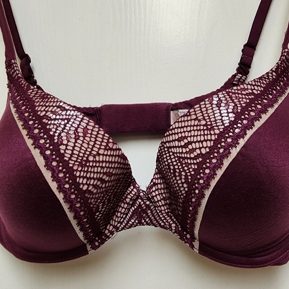 Body by Victoria's secret perfect shape full coverage bra Size 34C - Picture 2 of 8